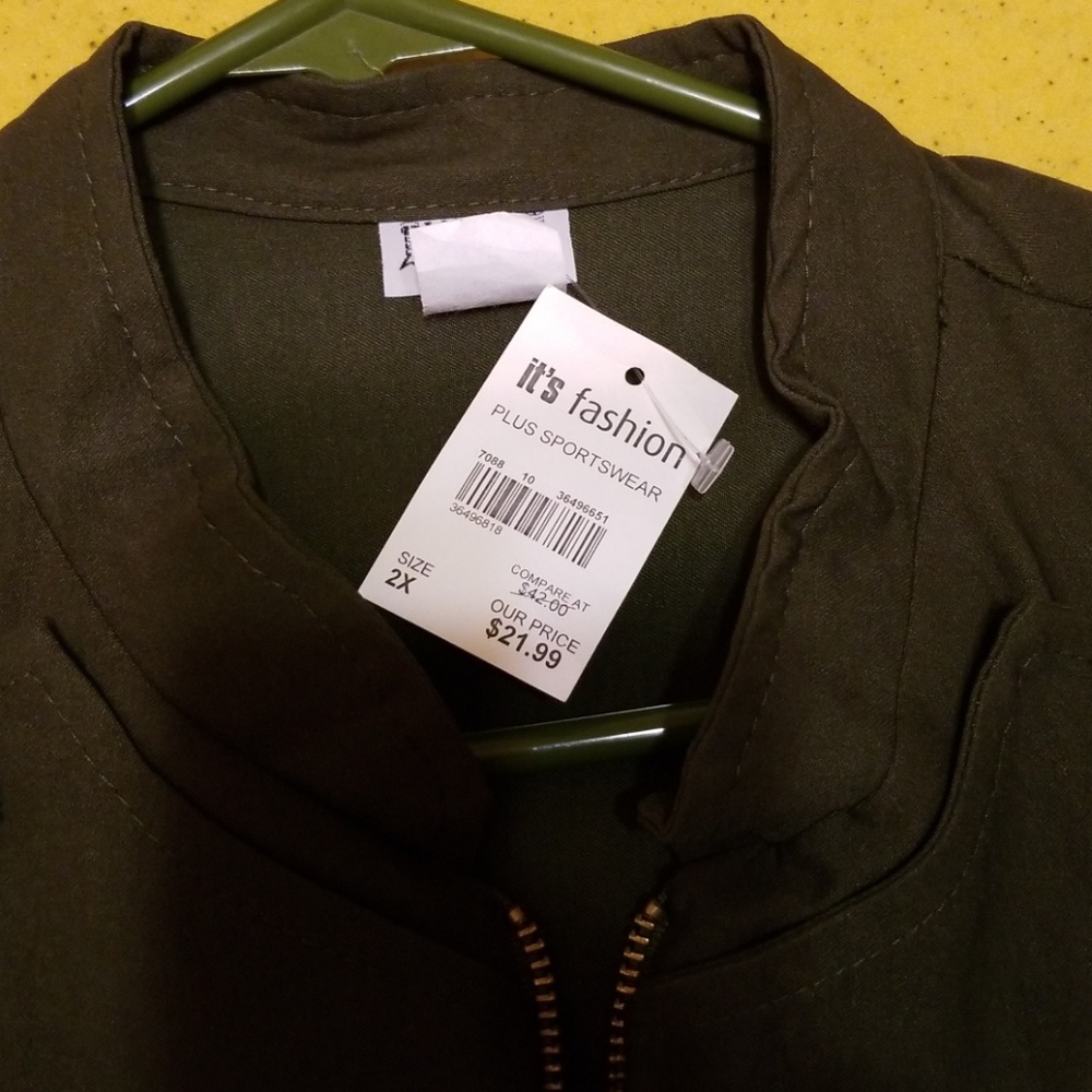 Jacket - Picture 2 of 4